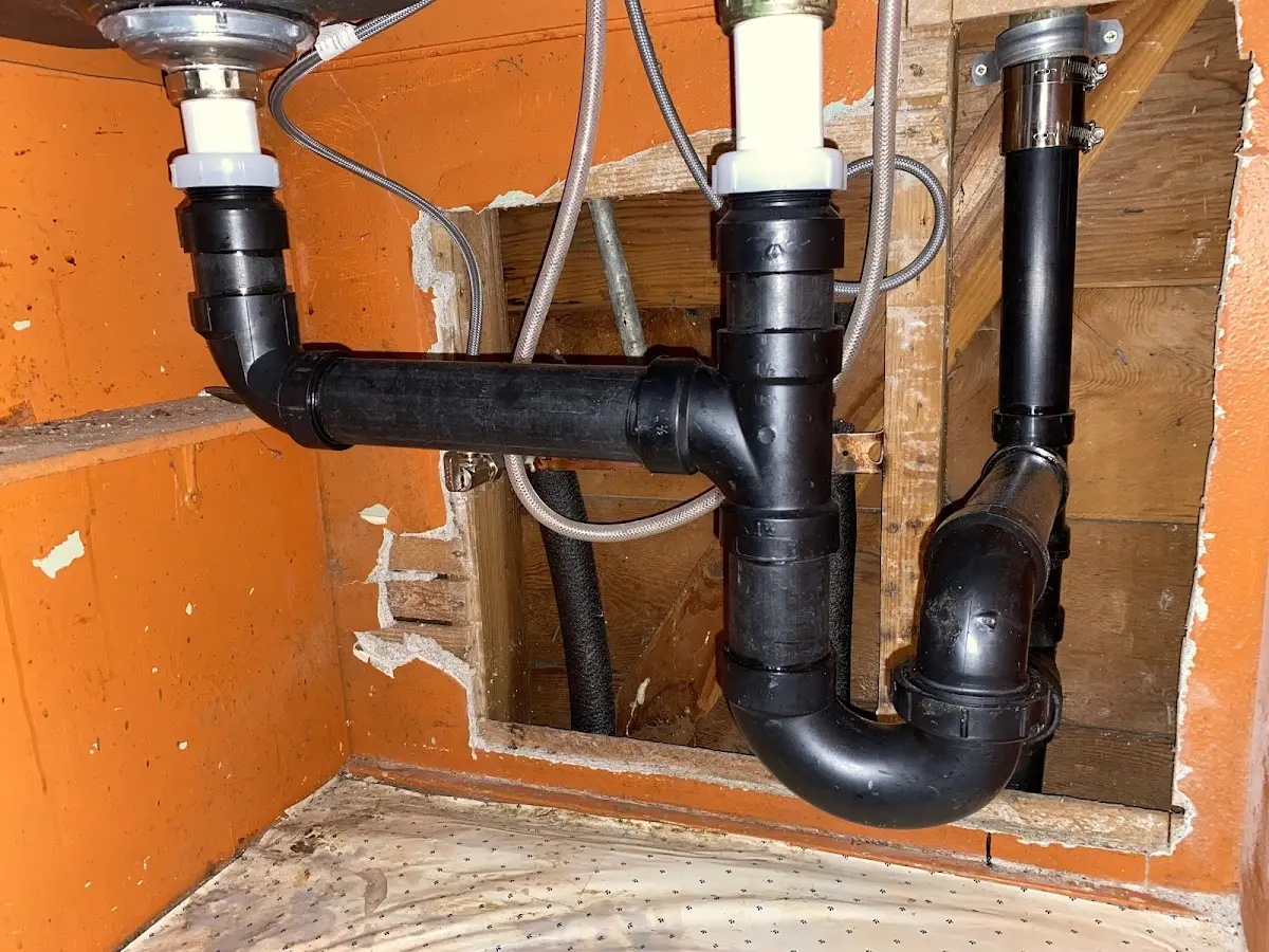 Professional Pipe Bursting equipment and tools on the job in Cottleville
